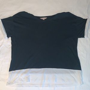 Banana republic dark green and white T-shirt